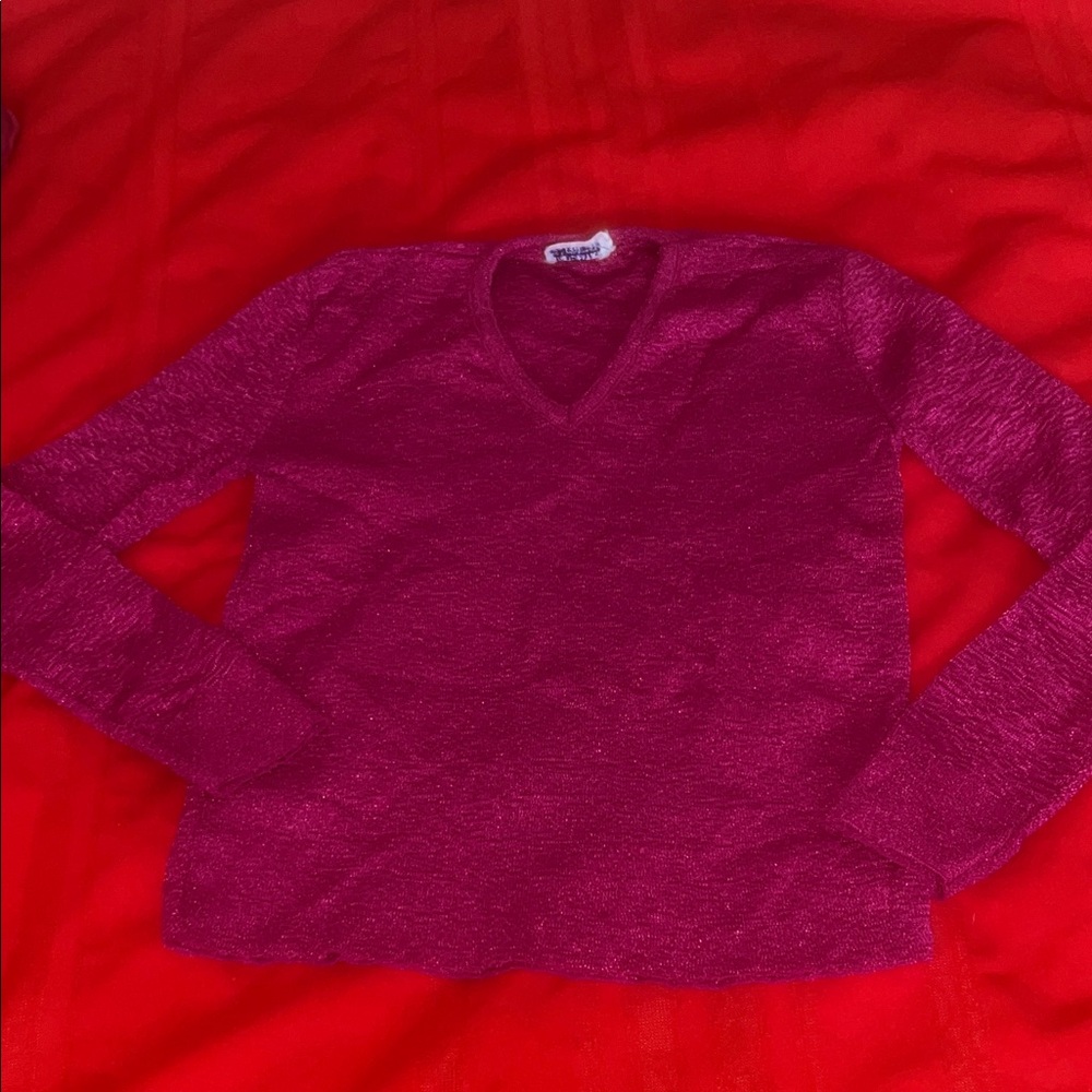 Small Vintage Magenta VNeck